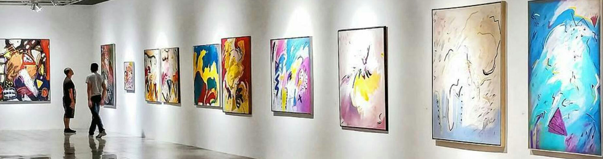 Curatore di mostre